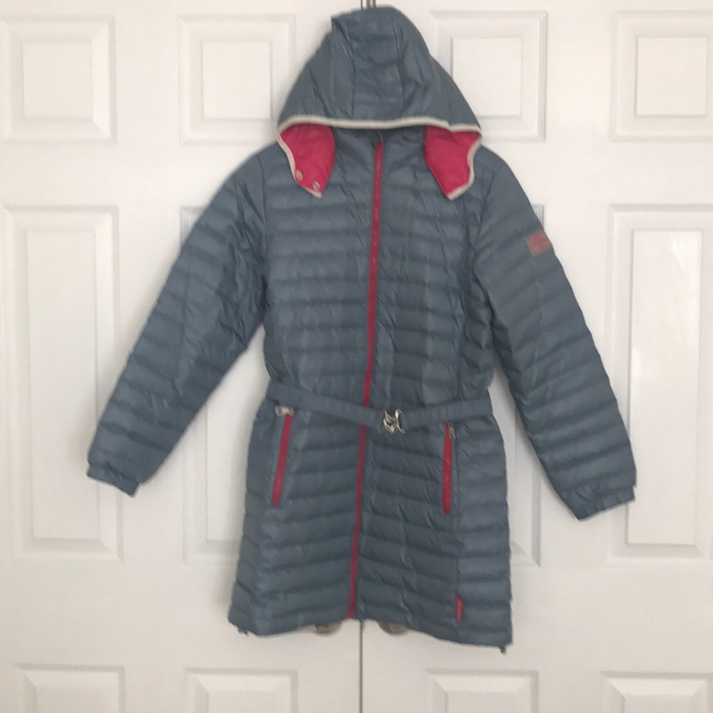 Teen girl grey puffer coat with pink lining